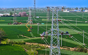 河南滑县：塔立田头 电足粮丰